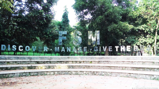 Sudut bangunan FSM UNDIP